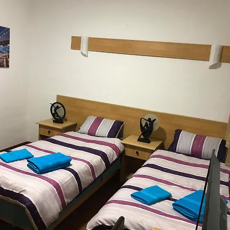 7 G'house בית הארחה Żejtun