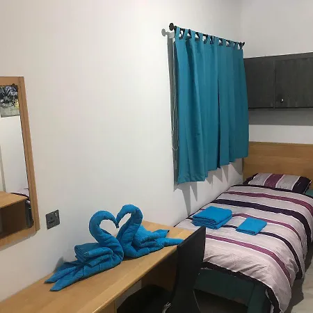 7 G'house Żejtun