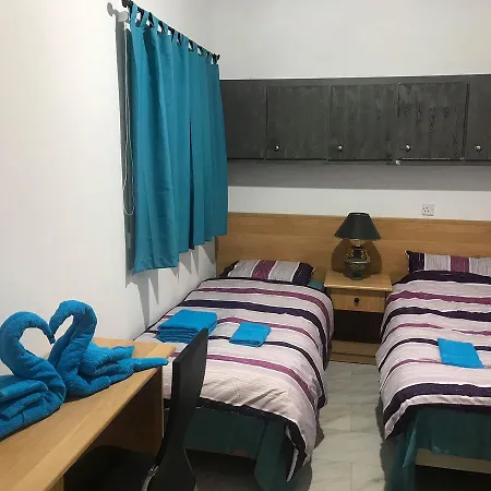 7 G'house בית הארחה