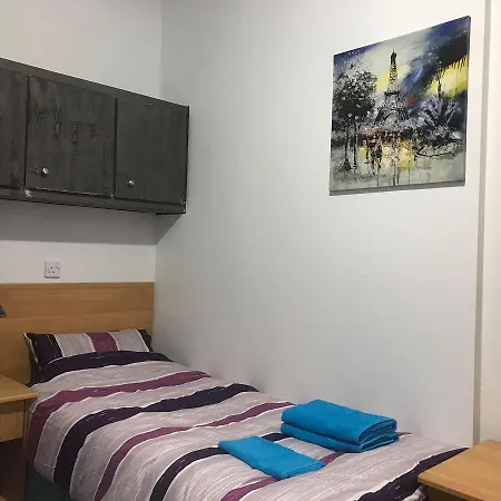 בית הארחה 7 G'house *
